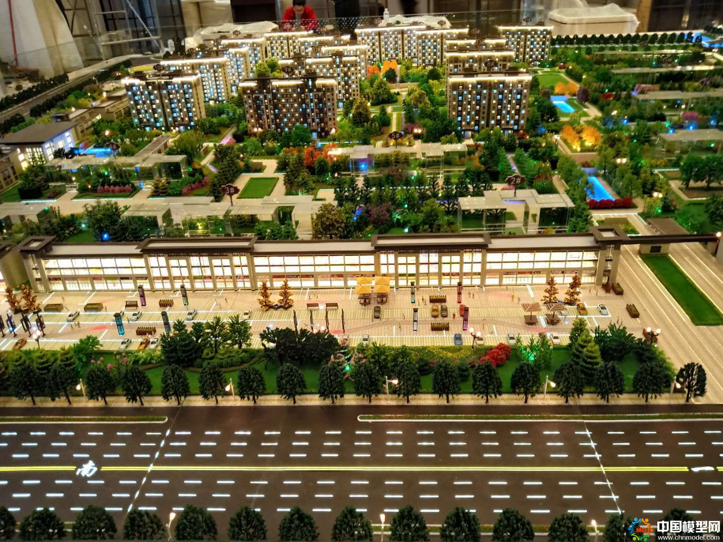 樓盤沙盤模型制作、別墅沙盤模型制作、城市規(guī)劃沙盤制作、建筑模型設計制作、工業(yè)模型設計制作、數字多媒體沙盤制作