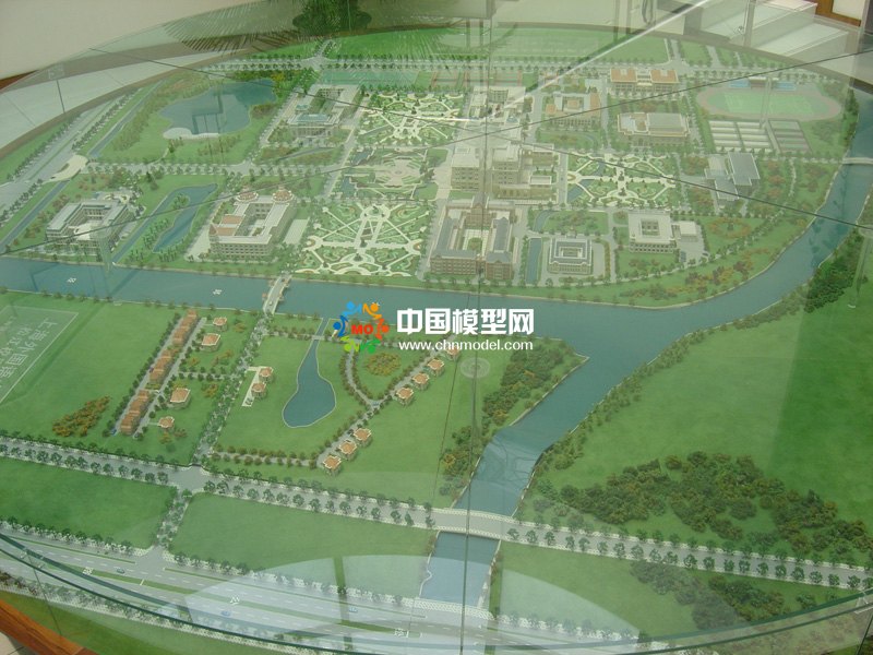 外國(guó)語大學(xué)沙盤模型