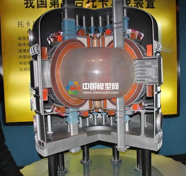 托卡馬克裝置模型