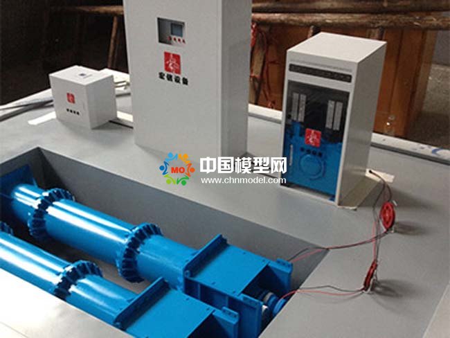 張力補(bǔ)償裝置模型